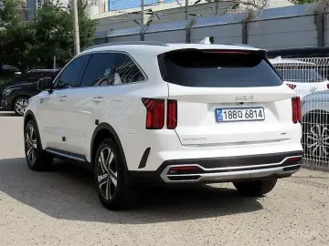 2023 Kia Sorento с пробегом 49 400 км