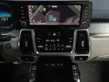 2022 Kia Sorento с пробегом 56 153 км