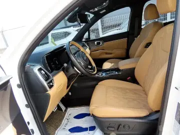 2023 Kia Sorento с пробегом 49 400 км