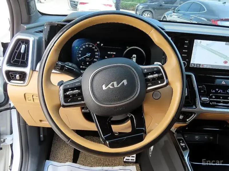 2023 Kia Sorento с пробегом 49 400 км