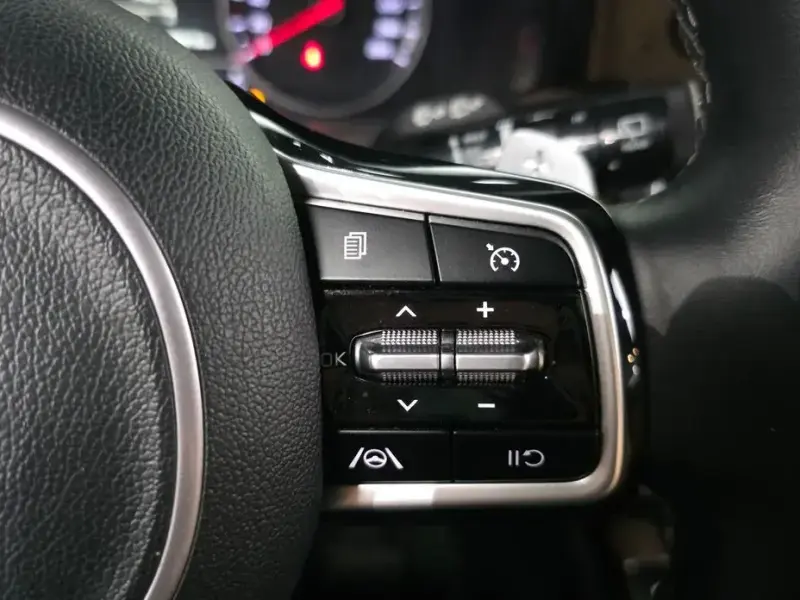 2021 Kia Sorento с пробегом 90 916 км