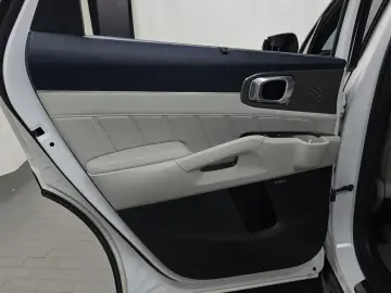 2022 Kia Sorento с пробегом 56 153 км