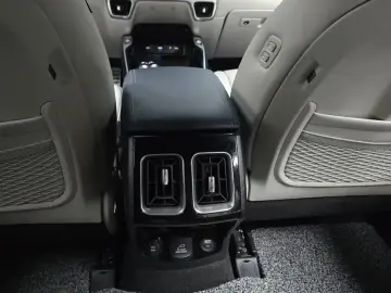 2022 Kia Sorento с пробегом 56 153 км