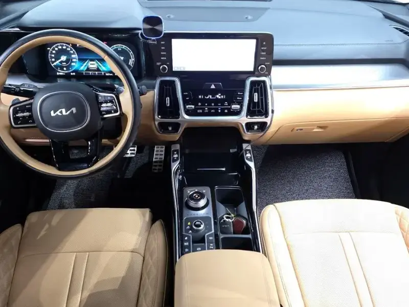 2021 Kia Sorento с пробегом 27 742 км