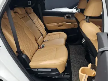 2021 Kia Sorento с пробегом 23 984 км