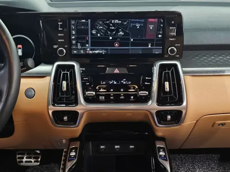 2021 Kia Sorento с пробегом 23 984 км