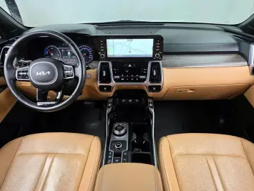 2022 Kia Sorento с пробегом 135 492 км