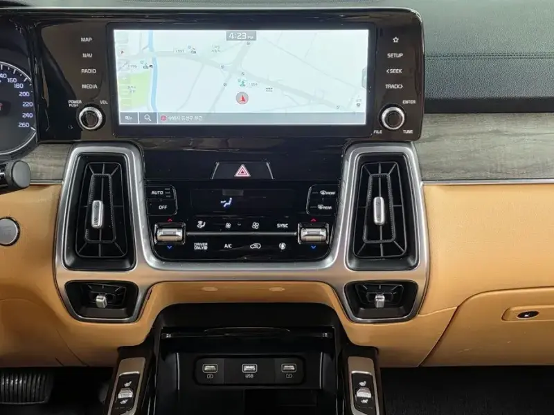 2022 Kia Sorento с пробегом 135 492 км