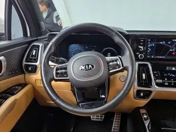 2021 Kia Sorento с пробегом 85 080 км