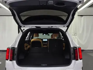 2022 Kia Sorento с пробегом 135 492 км