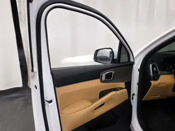 2022 Kia Sorento с пробегом 135 492 км