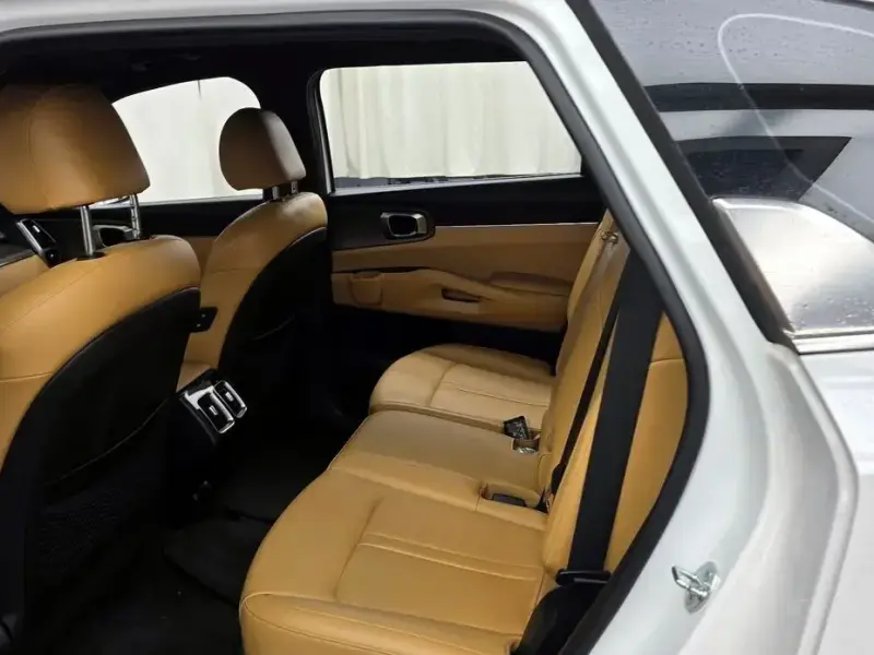 2022 Kia Sorento с пробегом 135 492 км