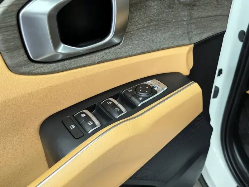 2022 Kia Sorento с пробегом 135 492 км