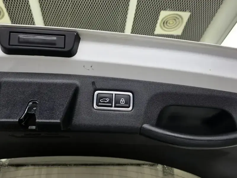 2022 Kia Sorento с пробегом 135 492 км
