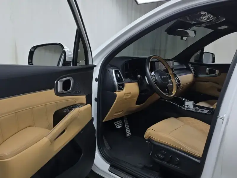 2022 Kia Sorento с пробегом 42 521 км