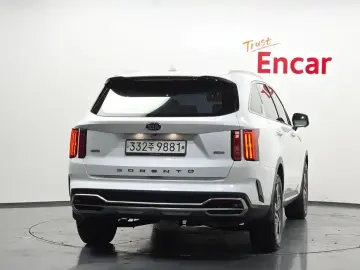 2020 Kia Sorento с пробегом 77 841 км
