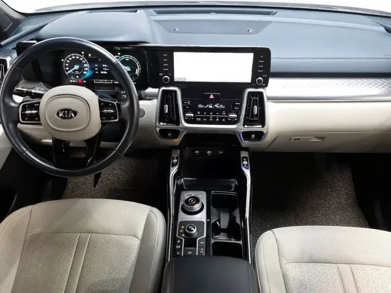 2020 Kia Sorento с пробегом 77 841 км