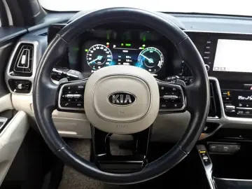 2020 Kia Sorento с пробегом 77 841 км