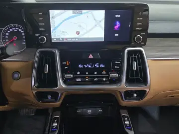 2022 Kia Sorento с пробегом 122 127 км