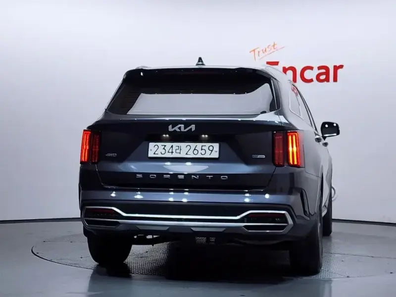 2022 Kia Sorento с пробегом 142 341 км