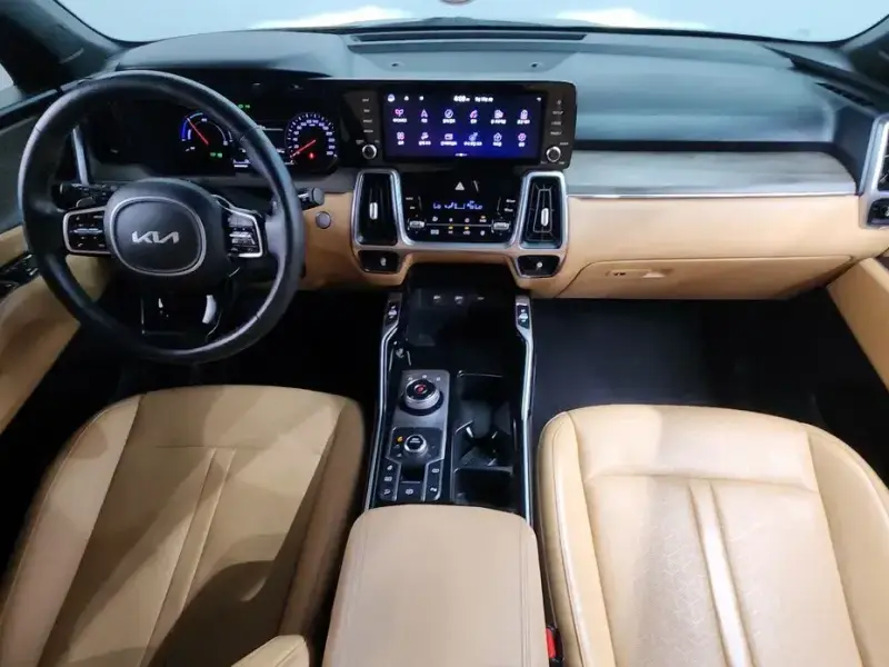 2022 Kia Sorento с пробегом 142 341 км