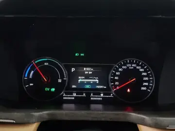 2022 Kia Sorento с пробегом 142 341 км