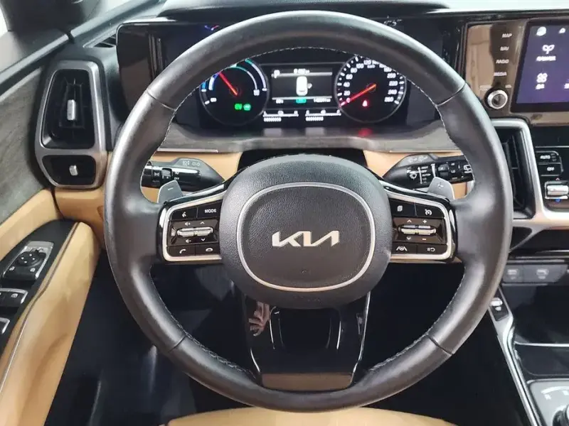 2022 Kia Sorento с пробегом 142 341 км