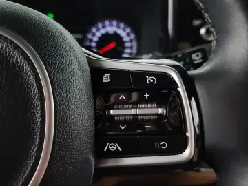 2022 Kia Sorento с пробегом 142 341 км