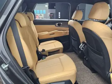 2021 Kia Sorento с пробегом 75 340 км