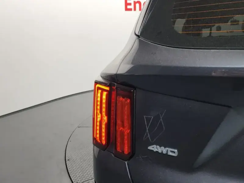 2022 Kia Sorento с пробегом 142 341 км