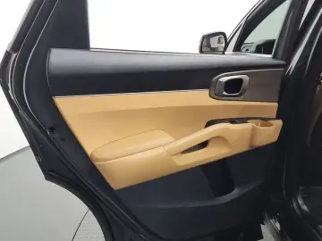 2022 Kia Sorento с пробегом 142 341 км