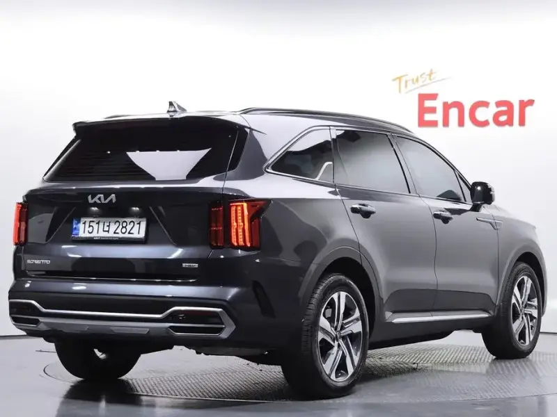 2023 Kia Sorento с пробегом 34 074 км