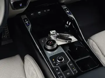 2023 Kia Sorento с пробегом 34 074 км