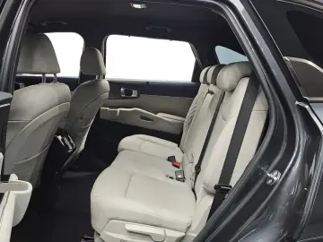 2023 Kia Sorento с пробегом 34 074 км