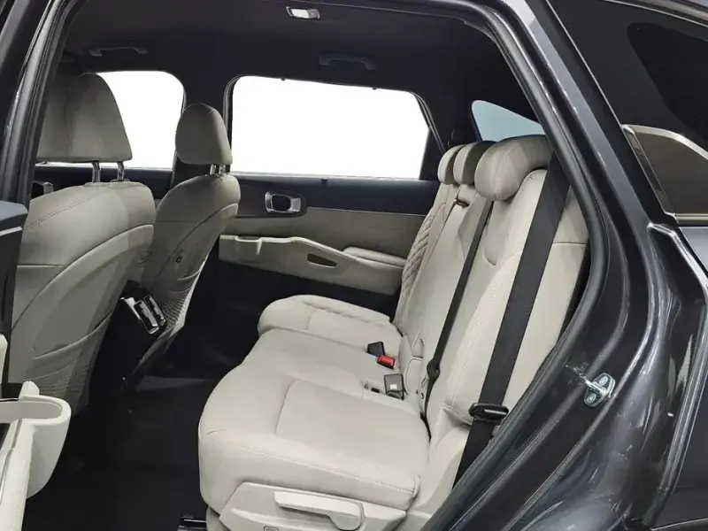2023 Kia Sorento с пробегом 34 074 км