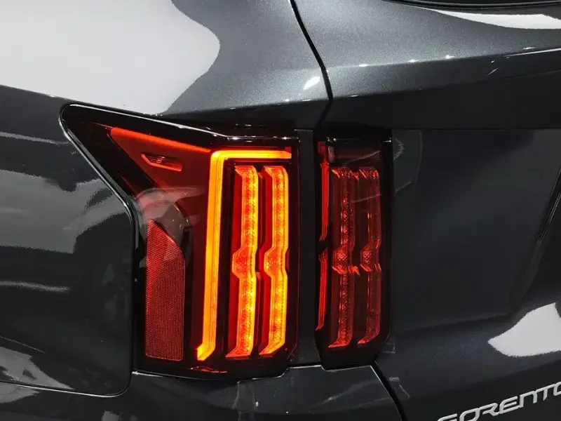 2023 Kia Sorento с пробегом 34 074 км