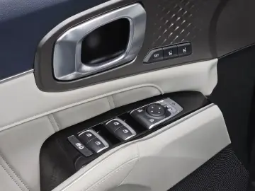 2023 Kia Sorento с пробегом 34 074 км