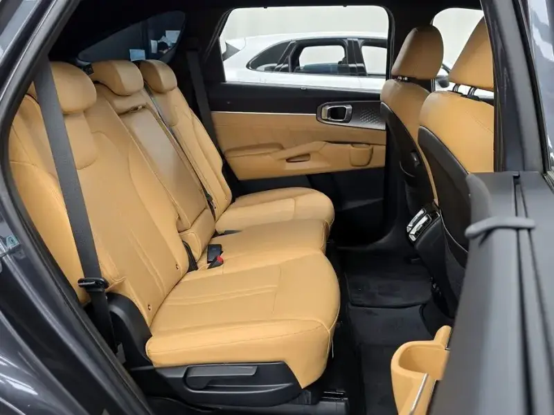 2022 Kia Sorento с пробегом 50 368 км