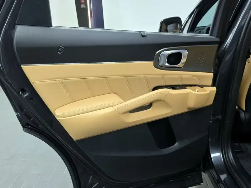 2022 Kia Sorento с пробегом 50 368 км