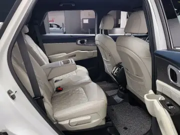 2021 Kia Sorento с пробегом 64 937 км