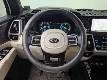 2021 Kia Sorento с пробегом 64 937 км