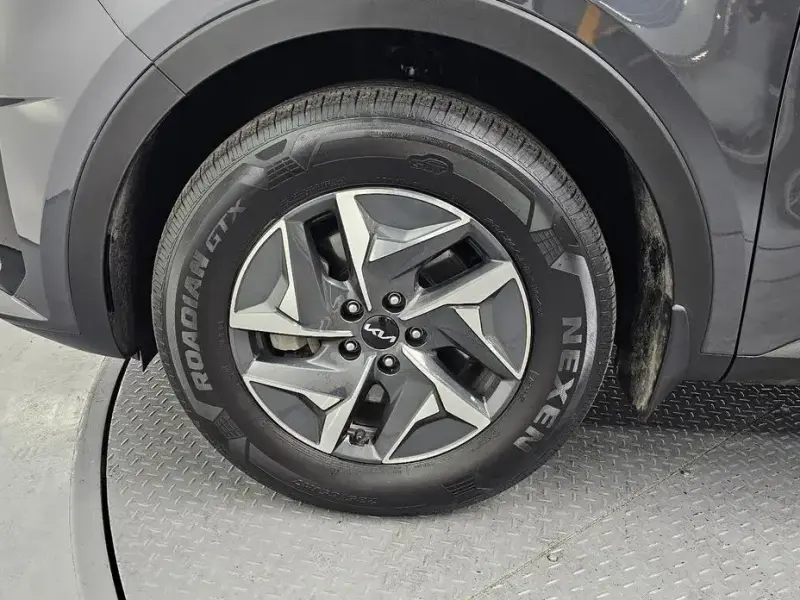 2021 Kia Sorento с пробегом 143 360 км