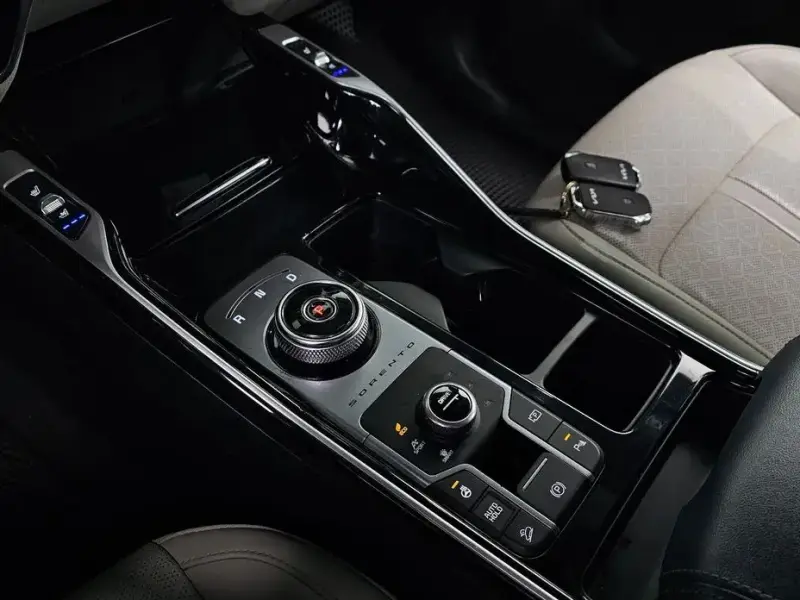2021 Kia Sorento с пробегом 143 360 км