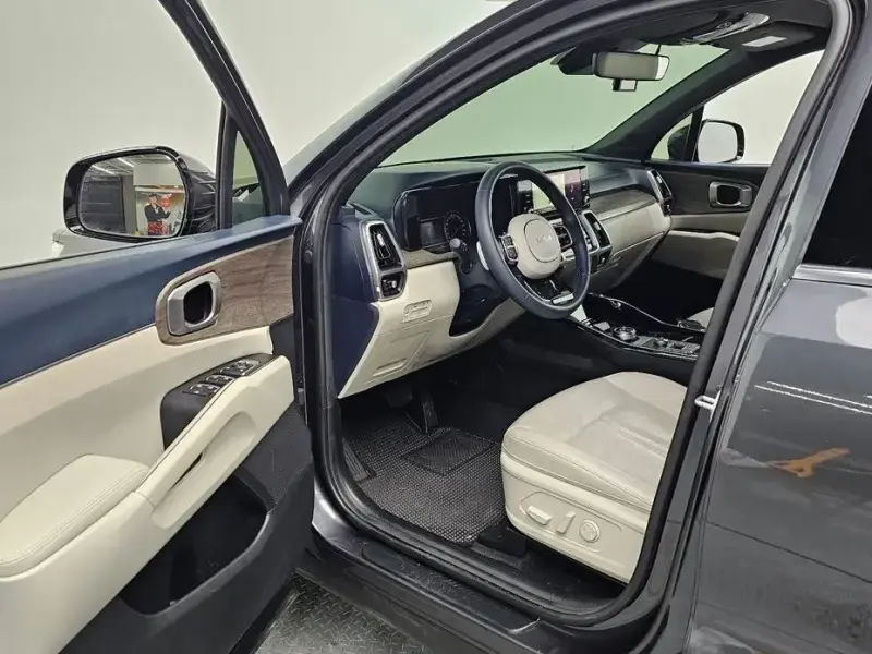 2021 Kia Sorento с пробегом 143 360 км