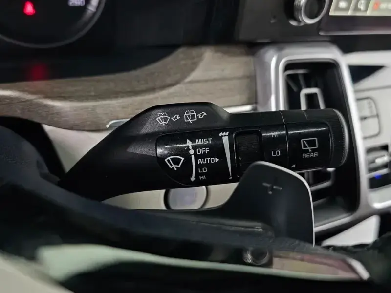 2021 Kia Sorento с пробегом 143 360 км
