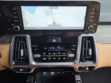 2023 Kia Sorento с пробегом 39 861 км