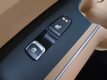 2023 Kia Sorento с пробегом 39 861 км