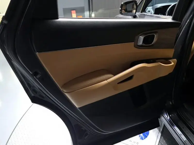 2022 Kia Sorento с пробегом 105 411 км