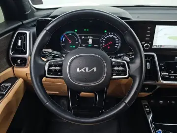 2022 Kia Sorento с пробегом 48 763 км