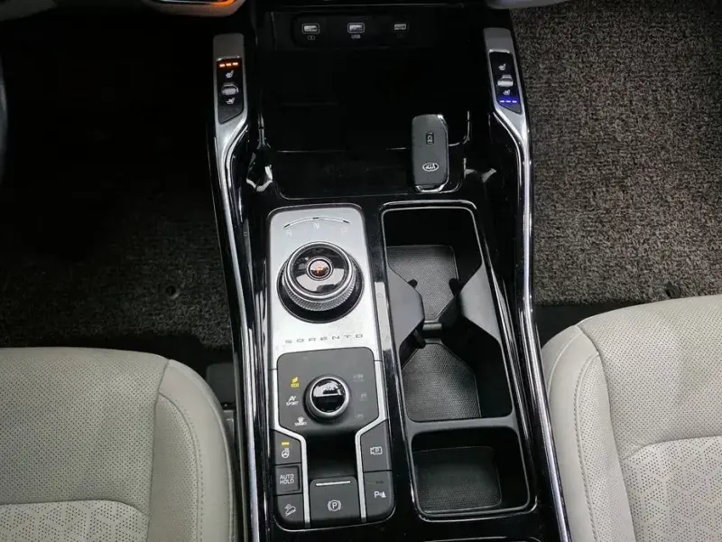 2021 Kia Sorento с пробегом 122 915 км